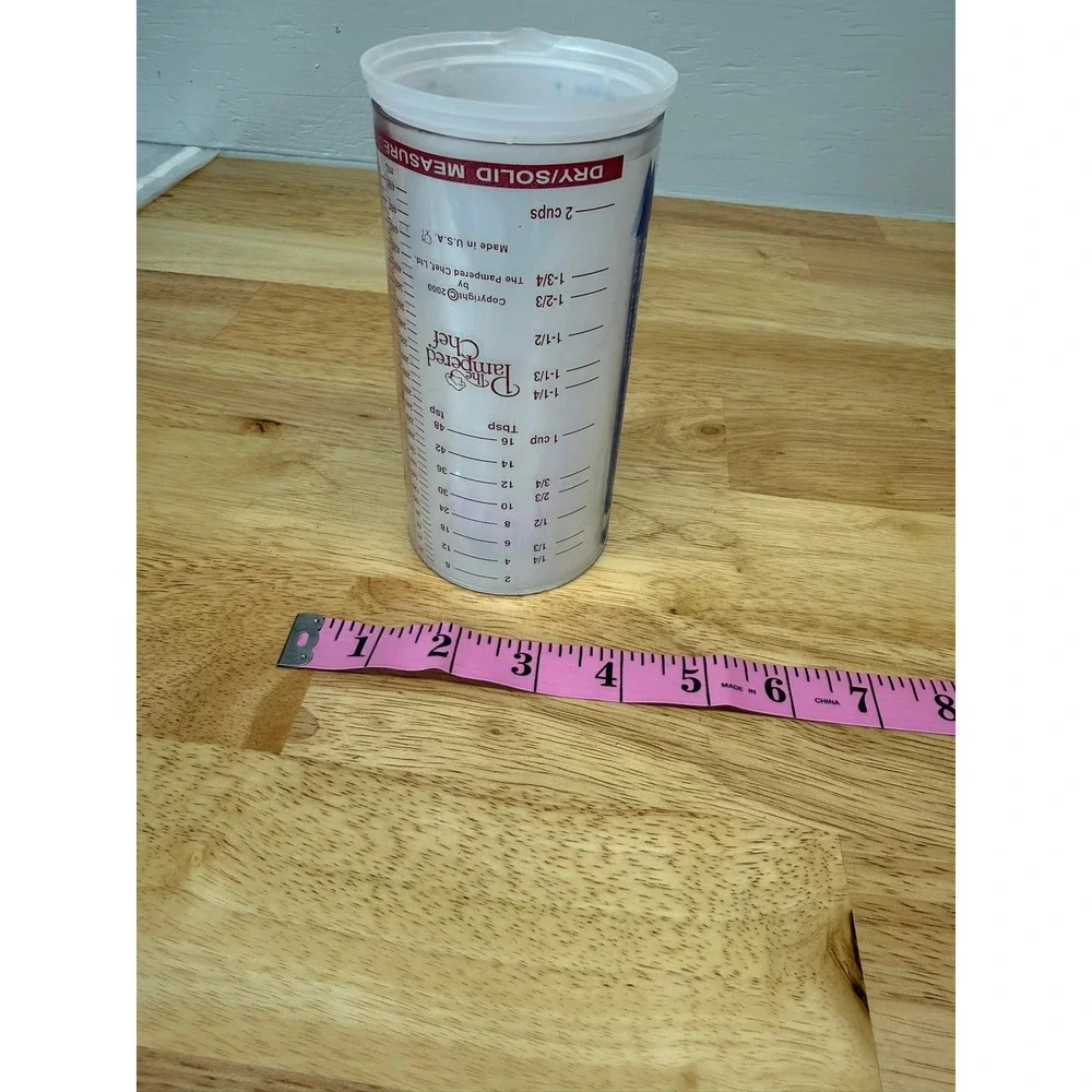 Pampered Chef Measure-All Cup 2 Cup Adjustable Liquid and Solid Measuring Tool